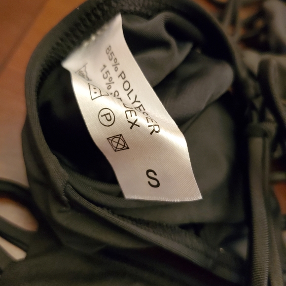 Halter 2-Piece Bikini Bathing Suit Set Sz: Small - Picture 9 of 10